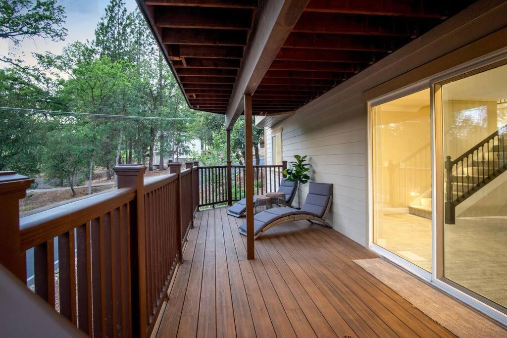 New Luxury Lake House In Pine Mountain Lake Close To Yosemite! Perfect For All Seasons! Great For Retreats, Getaways, Celebrations, And More! Гровленд Экстерьер фото